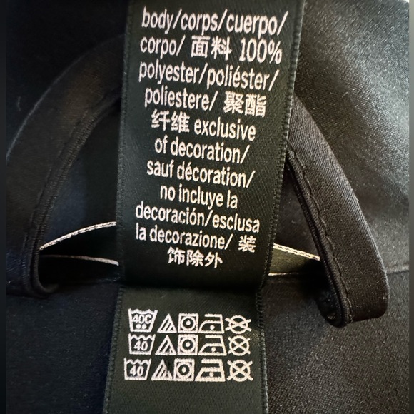 Victoria’s Secret Robe - Picture 8 of 8